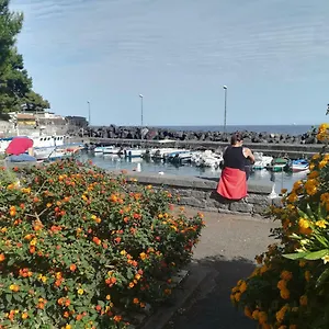 Sabbia Dell' Etna , Aeroporto di Catania Fontana Rossa Italia